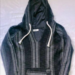 Hooded Pullover